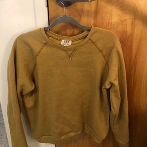 Light weight sweatshirt